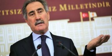 Eski Bakan Ertuğrul Günay’dan “cemaat” çıkışı: Suçsa AKP’nin kapatılması lazım