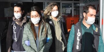 Halkın iradesine operasyon: Kars’ta, HDP’li belediye yöneticileri gözaltına alındı