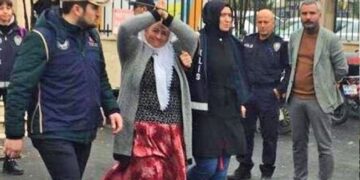 AKP Türkiye’si: Kadınlara plastik kelepçe taktılar