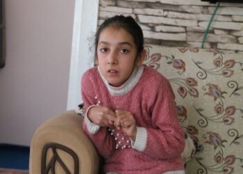 Engelli çocuğun dili kilitlendi: Babasının polis baskınıyla gözaltına alınışına şahit oldu şok geçirdi