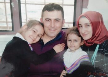 Babaları 4 yıldır cezaevindeydi bugün de anneleri tutuklandı