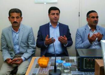 Saray’ın 1 günlük harcamasının yarısı İzmir’e yardım ödeneği olarak gönderildi