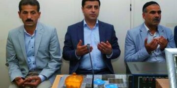 Saray’ın 1 günlük harcamasının yarısı İzmir’e yardım ödeneği olarak gönderildi