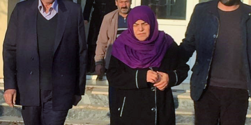 Demirtaş’ın Annesi’nden, zulümlere tepki: Bu ne biçim Müslümanlıktır, vallahi hakkımı helal etmiyorum
