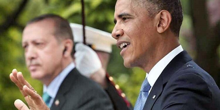 U.S. President Barack Obama (R) and Turkish Prime Minister Recep Tayyip Erdogan hold a joint news conference in the White House Rose Garden in Washington, May 16, 2013. REUTERS/Kevin Lamarque (UNITED STATES  - Tags: POLITICS)   - RTXZPHE