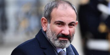‘Acı verici bildiriyi imzaladım’diyen Peşinyan: Karabağ’daki savaşın sona ermesi için bildiri imzaladım