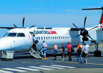 Qantas CEO’su Joyce: Yolculardan uçuş öncesi aşı yaptırmalarını isteyeceğiz