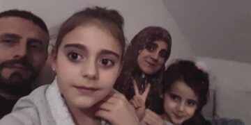 Bir anne-baba daha tutuklandı: İki kız sahibi Som çifti, Sakarya Ferizli Cezaevine gönderildi