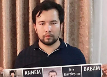 İstanbul’daki Uygur aktivistlerin evine gece yarısı polis baskını