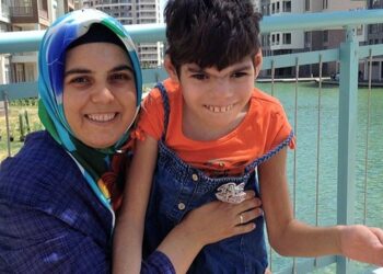 KHK’yı gerekçe gösterdiler: Yüzde 100 engelli Nurefşan’ı okuldan attılar