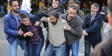 4 yıl önce açılan dava sonuçlandı: Polisin taciz ettiği KHK’lı Acun Karadağ’a 5 bin TL para cezası