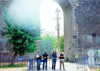 Diyarbakır’ın kadim bölgesi Sur’daki sokağa çıkma yasağı 6. yılına girdi