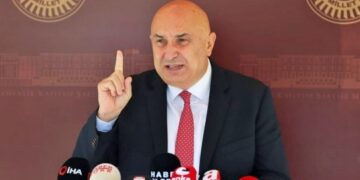 Özkoç’tan Erdoğan’a Demirtaş tepkisi: Yasaları tanımayan Recep Tayyip Erdoğan, diktatördür