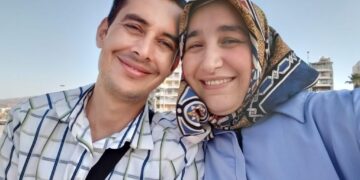 KHK’lı İmam ve eşi, öğrettikleri Kur’an ve verdikleri vaazdan dolayı tutuklandı, sonra ihraç oldular