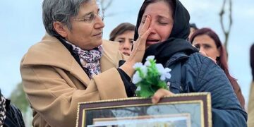 22 yıl hapis cezası verilen Leyla Güven hakkında tutuklama kararı çıkarıldı