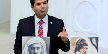 Eski M.Vekili Mehmet Ali Aslan’a, ‘JİTEM’ hesabından ölüm tehdidi
