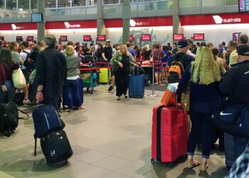 ‘Covid 19’ nedeniyle bilet fiyatları dudak uçuklattı: Sydney -Perth tek yön 3800 dolar!