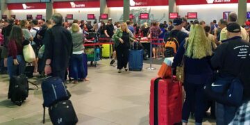 ‘Covid 19’ nedeniyle bilet fiyatları dudak uçuklattı: Sydney -Perth tek yön 3800 dolar!