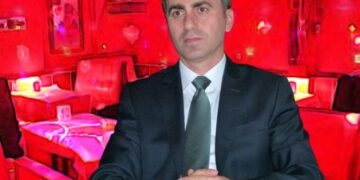 Pavyon fedailerini hâkim-savcı yapmışlar