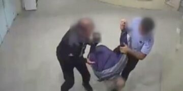 Cezaevinde gardiyan terörü güvenlik kamerasında: Memura ceza yok, kolu kırılan tutukluya var