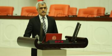 Polis, Gergerlioğlu’na abdest bile aldırmadı: İtalyan faşist yönetimi Ömer Muhtar’a bunu yapmadı
