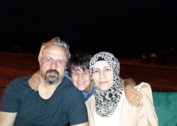 Koronaya yakalanarak vefat etti: Eşimi önce yoğun bakımlık hale getirdiler,  sonra tahliye ettiler