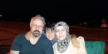 Koronaya yakalanarak vefat etti: Eşimi önce yoğun bakımlık hale getirdiler,  sonra tahliye ettiler