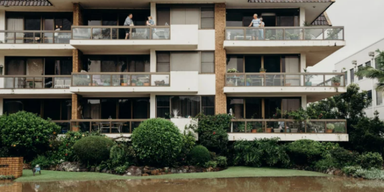 NSW ve Queensland’deki yaralar sarılıyor: ARO’dan sel mağdurları yararına yardım kampanyası