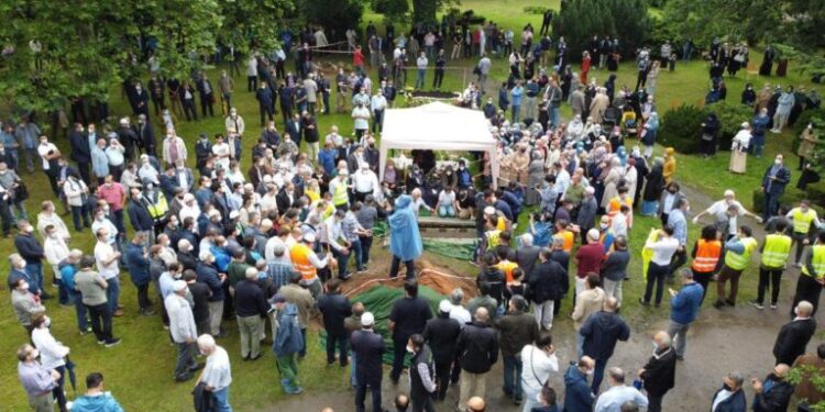 Herkesin Ağabeyi ‘Samsunlu Hoca’ya gözyaşı sel oldu: Mehmet Ali Şengül dualarla ebediyete uğurlandı