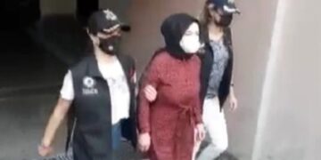 Kitlesel zulüm: Soyismi ‘Gülen’ olduğu için Munise Gülen tutuklandı