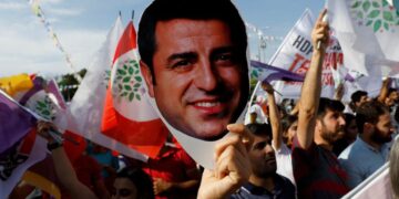 Demirtaş’tan Konya katliamı tavsiyesi: Nefret diline, ayırımcı politikalara prim vermeyin boyun, eğmeyin