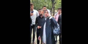 AKP’li Özlem Zengin’in Erdoğan’a dinlettiği beste de çalıntı çıktı: Aykut Gürel açıklama yaptı