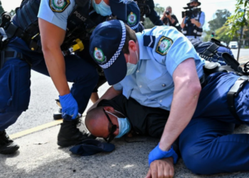 Victoria’da aşı karşıtlarının protestosu sürerken, COVİD-19’dan 4 kişi daha hayatı kaybetti