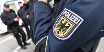 Der Spiegel Dergisi duyurdu: Almanya’da infaz listesi, silah ve 200 mermiyle yakalanan kişi MİT ajanı çıktı