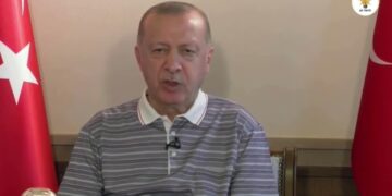 Saray’ın Danışman’ı, ‘Erdoğan’ın hasta olduğu’ iddiasını bir hafta sonra yalanladı: