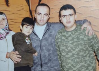 Öfke nöbetleri geçiren otizmli Hamza Tarık’ın annesi: Babasının tutuklanması oğlumu mahvetti