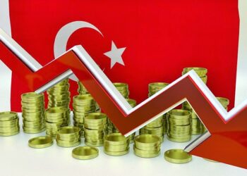 Piyasalar şokta: Euro 19 TL oldu, dolar 17 TL’nin eşiğinde