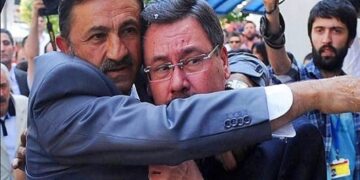 Melih Gökçek’le ilgili yolsuzluk dosyaları raflarda unutuldu!