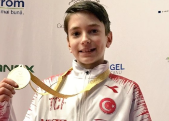 KHK’lı öğretmenin oğlu Portekiz’de dünya şampiyonu oldu