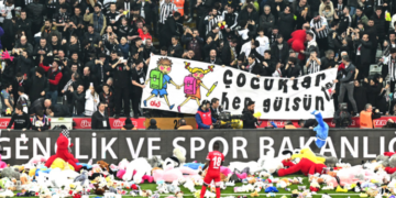 Öfke statlardan taştı: Hükumet ve yandaşları korku sardı