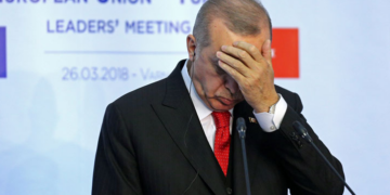 İktidar koltuğunu bırakamam, çünkü…