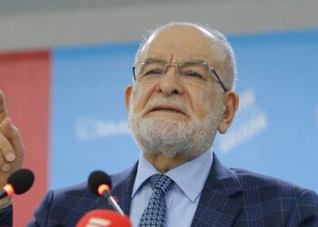 Karamollaoğlu’ndan Fatih Erbakan’a, Erdoğan tepkisi: Kim ‘Milli Görüş’ gömleğini çıkardı, siyonist gömleğini giydi?