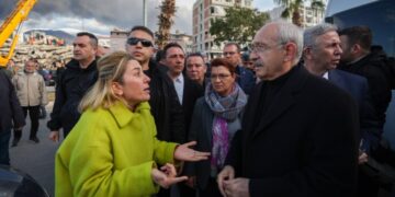 Kılıçdaroğlu, depremzedelere: Herkesin evini 5 kuruş almadan teslim edeceğiz