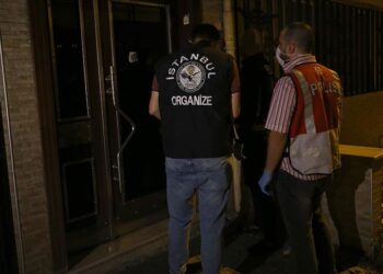 Zulüm rejimi, ne Ramazan, ne iftar dinliyor: Üniversite öğrencilerine sahurda polis baskını