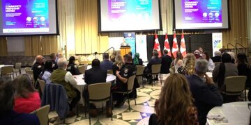 Diyalog iftarına mesaj yollayan Kanada Başbakanı, depremzedeler için: Kalplerimiz sevdiklerini kaybedenlerle