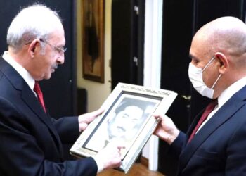 Eski DSP’li 74 bakan ve milletvekilinden Kılıçdaroğlu’na destek