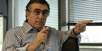 YSP’den aday olan Hasan Cemal: Elimi taşın altına sokmak için 54 yıllık gazetecilik hayatımı kapatıyorum