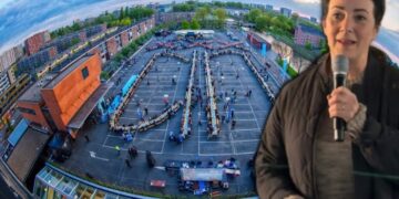 Belediye Başkanı Halsema bin kişinin katıldığı iftarda konuştu: Amsterdam’ımıza yakışıyorsunuz