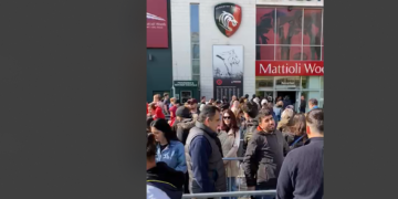 Avrupalı gurbetçiler sandıklara akın etti: İngiltere ve Almanya’da saatlerce süren oy kullanma izdihamı