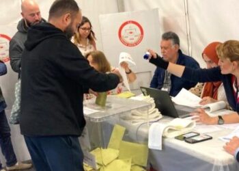 Yurtdışında oy verme işlemi sona erdi: Avustralya’da 21 bin 183 kişi oy kullandı